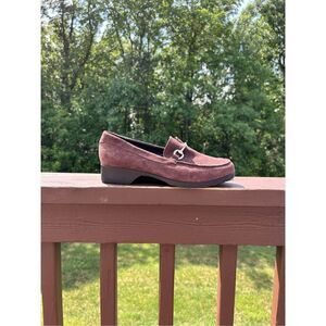 Rockport Women’s Waterproof Suede Loafers. Size 9.5M. New. No tags or box.